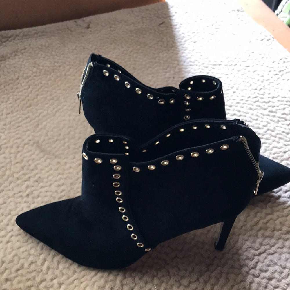 Izabella Rue Booties